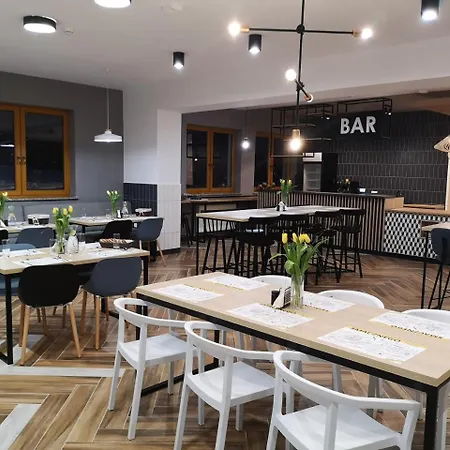 Aparthotel Stacja 605 4*