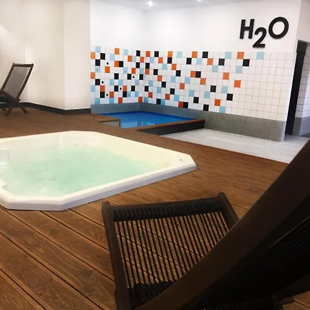 Aparthotel Stacja 605 4*